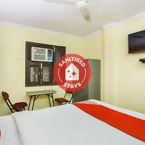 Oyo 69188 South Campus New Delhi