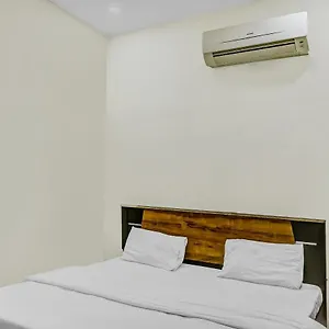 Capital O 85365 Tejas Inn Varanasi