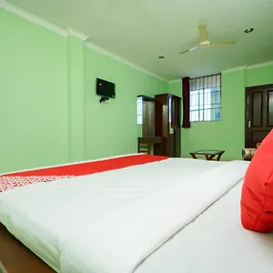 Oyo Flagship Malabar Plaza Residency Hotel